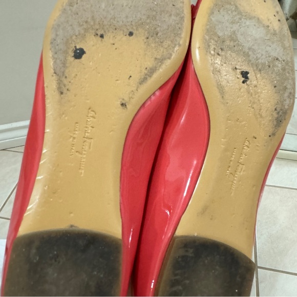 Ferragamo shoes - Picture 9 of 13